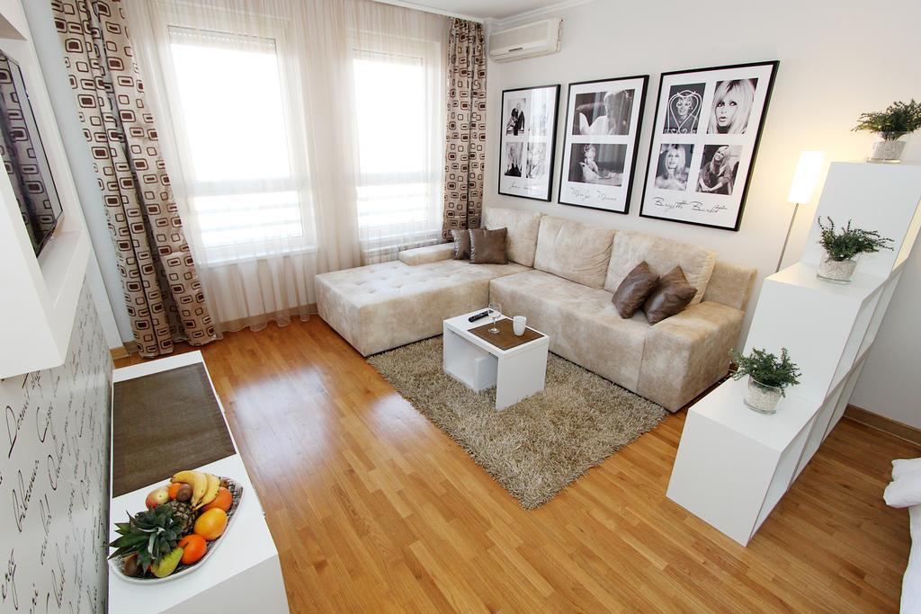 New Belgrade Apartments, Parking 5 Eur Per Day Екстер'єр фото
